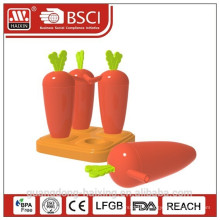 2014 New & Popular Carrot shape Ice Lolly Maker with Straw